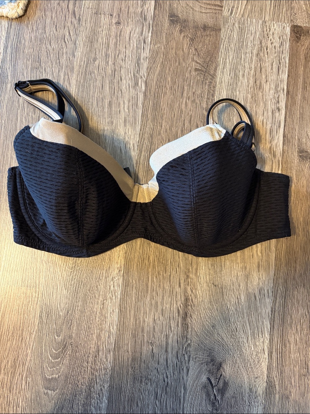 NWOT Fantasie Black Bikini Top with Cream Contrast